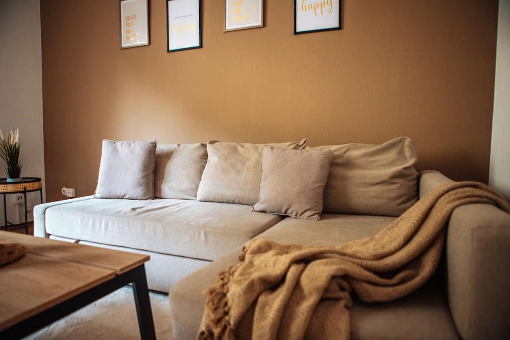 Central-Living Brown - Wifi - Netflix - 5 Pers Essen Esterno foto